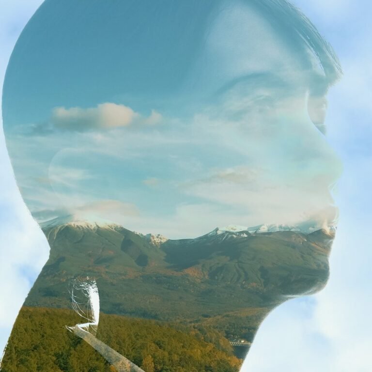 NA-GirlSky-1080x1350-1-scaled