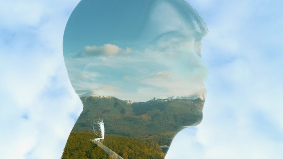 NA-GirlSky-1080x1350-1-scaled